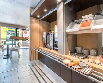 B&B HOTEL Brest Kergaradec Aéroport Gouesnou - Brest - Buffet