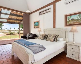 Owl Head Lodge - Gulgong - Bedroom