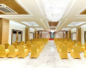 hotel 9 coin - Shirdi - Meetingruimte