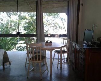 Pouso Sabiá - Paraty - Dining room