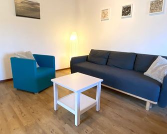 Holiday Knutt - Gulfhof Friedrichsgroden - Carolinensiel - Living room