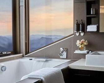 Breathtaker Hotel and Spa - Mount Buller