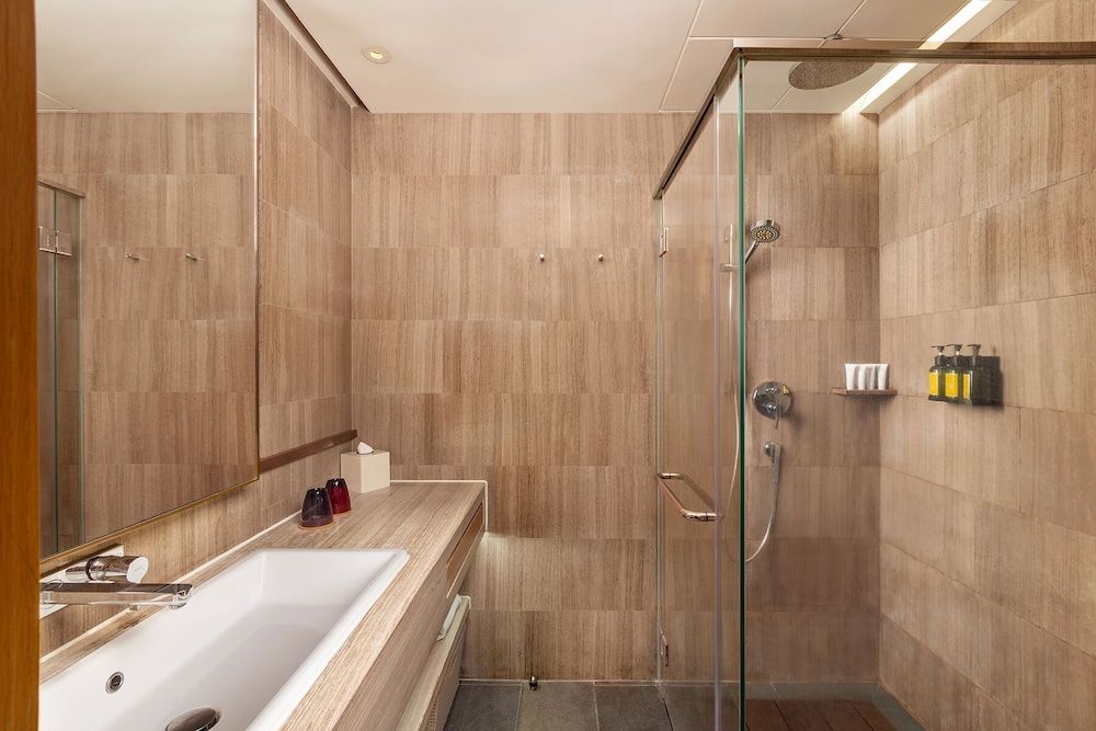 Nina Hotel Kowloon East