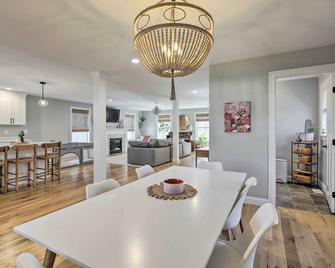 Cozy Merrimac Abode w/ Deck - 10 Mi to Beach! - Merrimac - Dining room