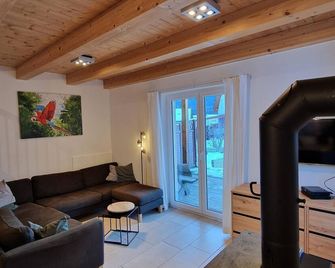 Chalet in Kötschach am Skihang - Koetschach Mauthen - Salon