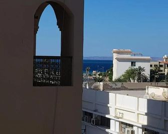 Sweet Home Hostel - Hurghada - Balcony