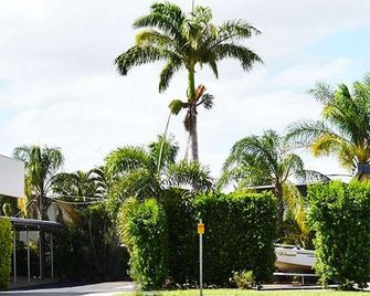 Black Diamond Motel - Blackwater - Building