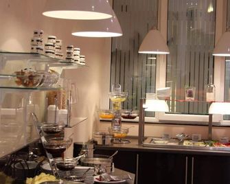 Adena - Bremerhaven - Buffet