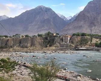 Indus Lodges Gilgit - Gilgit - Edificio