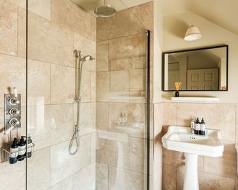 The Bell & Crown - Bourton - Badrum
