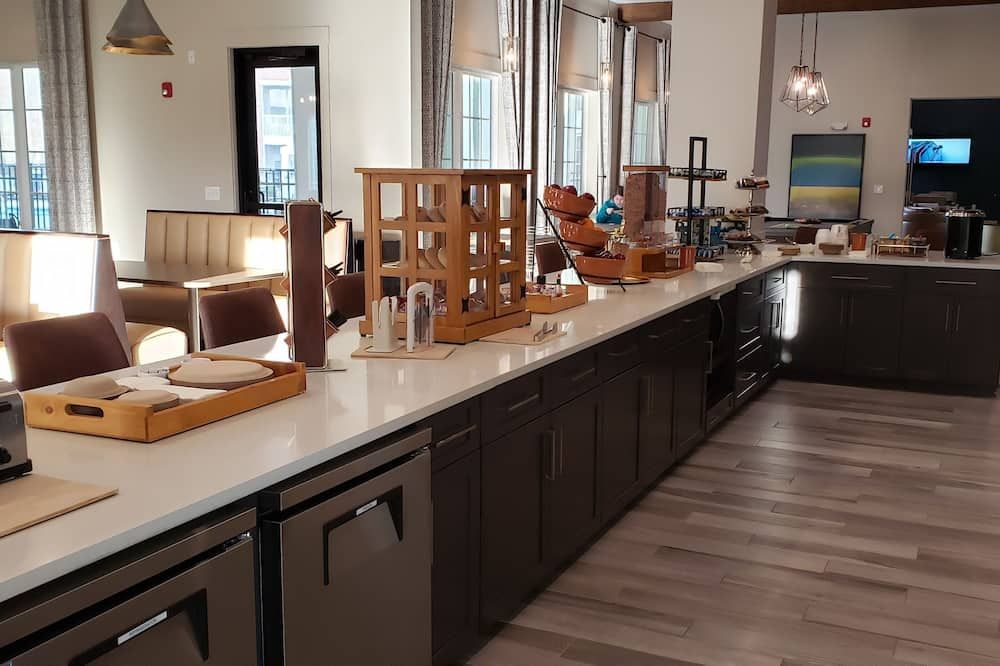 Buffet view of Silver Collection Hotel