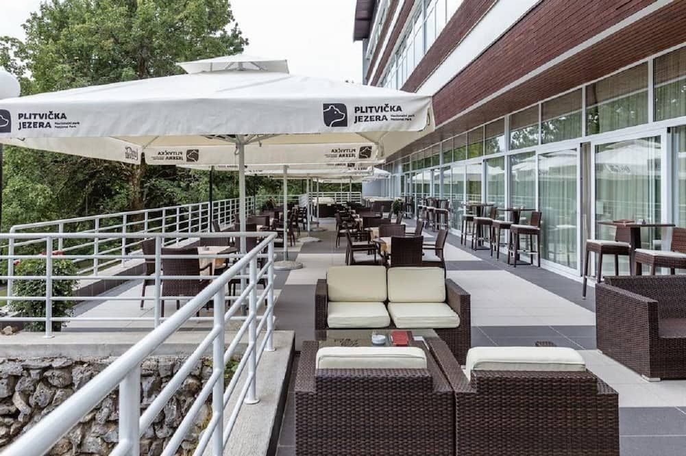 Hotel Jezero - Plitvice Lakes National Park - פליטביצ'קה יזרה