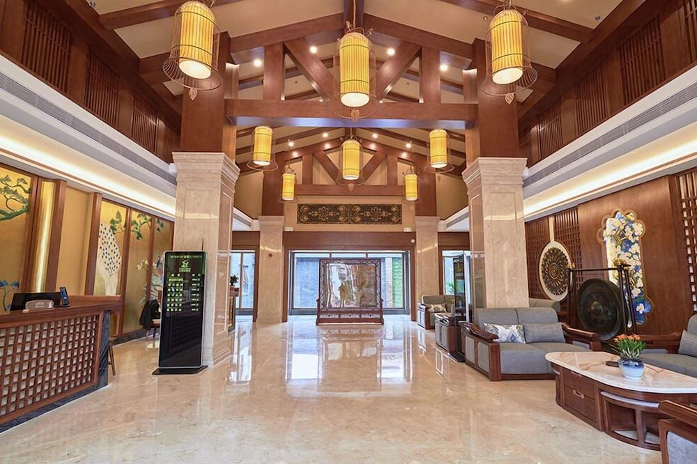 Xishuangbana Yunshangpin Hotel - Xishuangbanna - Lobby