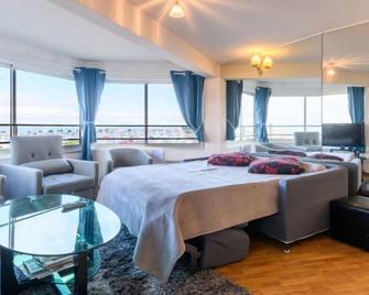 Apartment Grand voile by Interhome - Arcachon - Living room