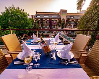 Ambassador Plaza - Kemer - Balcon