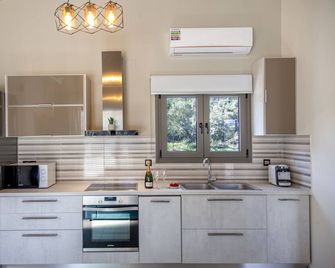 Special Offer! Brand new Villa Naiades with Private Pool -Absolute Privacy - Ligia - Kitchen