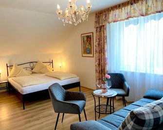 Hotel Nikolasch - Millstatt - Bedroom