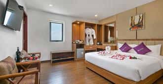 Lavender Riverside Hotel - Đà Nẵng - Schlafzimmer