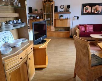 Antiallergic Non smoking-apartment, 3 minutes to the beach, Ahoibad, center - 庫克斯港 - 客廳