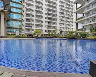 Collection O 93344 Gateway Pasteur Apartement By Maestro - Bandung - Pool