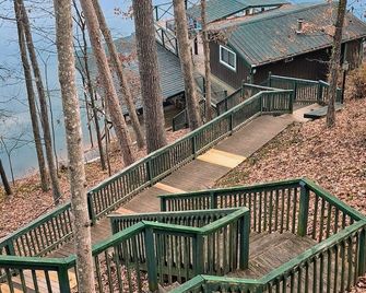 Little Lake Cottage - Lake Lure