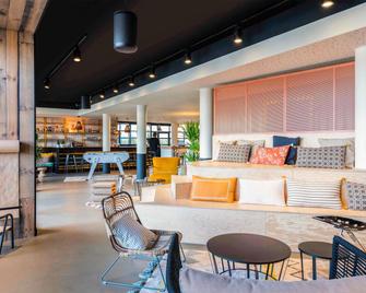 ibis Styles Lyon Meyzieu Arena Stadium - Meyzieu - Gebäude