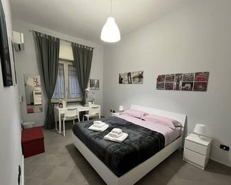 Centrocentro Casa Vacanze - Avellino - Bedroom