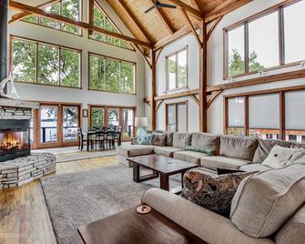 Grand Lakefront Home - Knox - Living room
