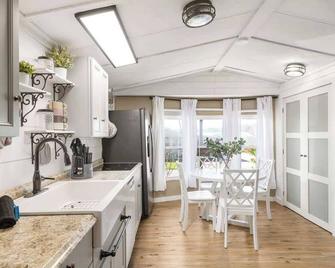 3 Bedroom, Comfy Home Dade City, Gated Community - Dade City - Cocina