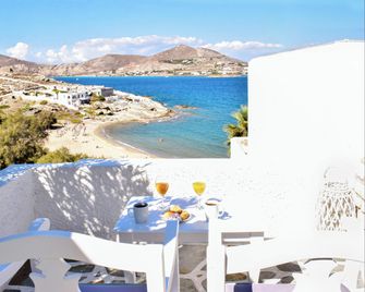 Villa Isabella Studios & Suites - Naousa - Parveke