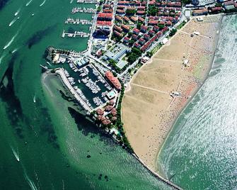 Nauthotel Porto San Vito - Grado - Strand