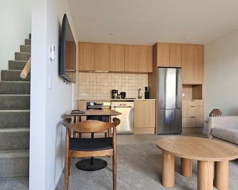 The Kilmore Collection - Christchurch - Olohuone
