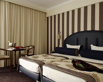 Hotel As Americas - Aveiro - Bedroom
