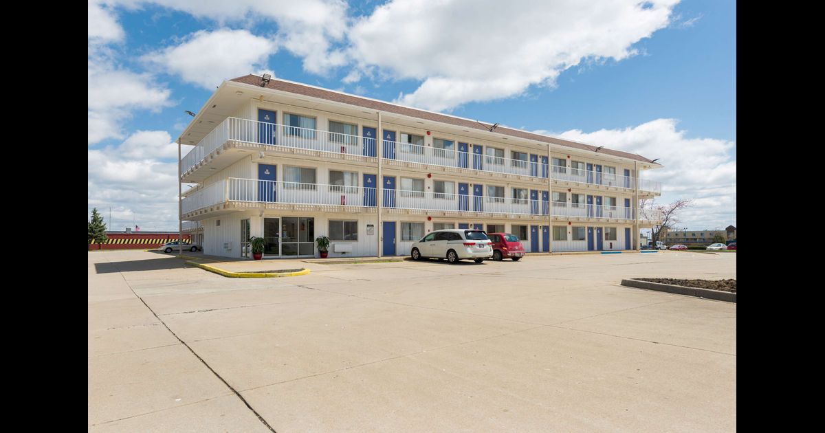 Motel 6, Dayton, OH 55 (̶8̶4̶). Dayton Hotel Deals & Reviews KAYAK