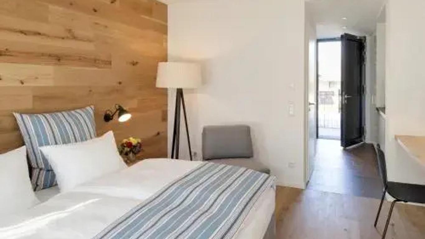 Hotel M120