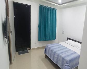 Starlight Resort - Alibag - Bedroom