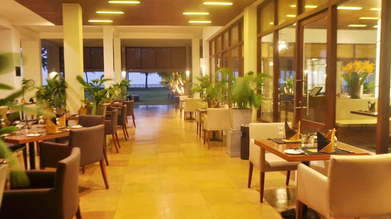 The Blue Water - Geoffrey Bawa Heritage Resort Hotel