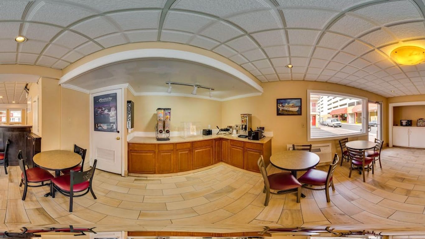 AC Lodge by Beach and Boardwalk