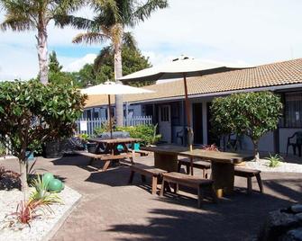 Cortez Motel - Distretto di Whakatane - Patio