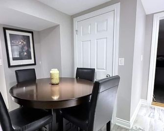 Whitby one bedroom apartment - Whitby