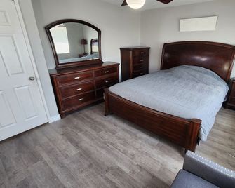 Your Dream 5 Br Getaway -Sleeps 11+-Great Location - El Centro - Camera da letto