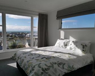 Hello Seaview! 4 BRs House in Central Location! - Oamaru - Habitación