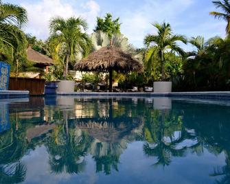 Bananas Apartments Adults Only - Noord - Basen