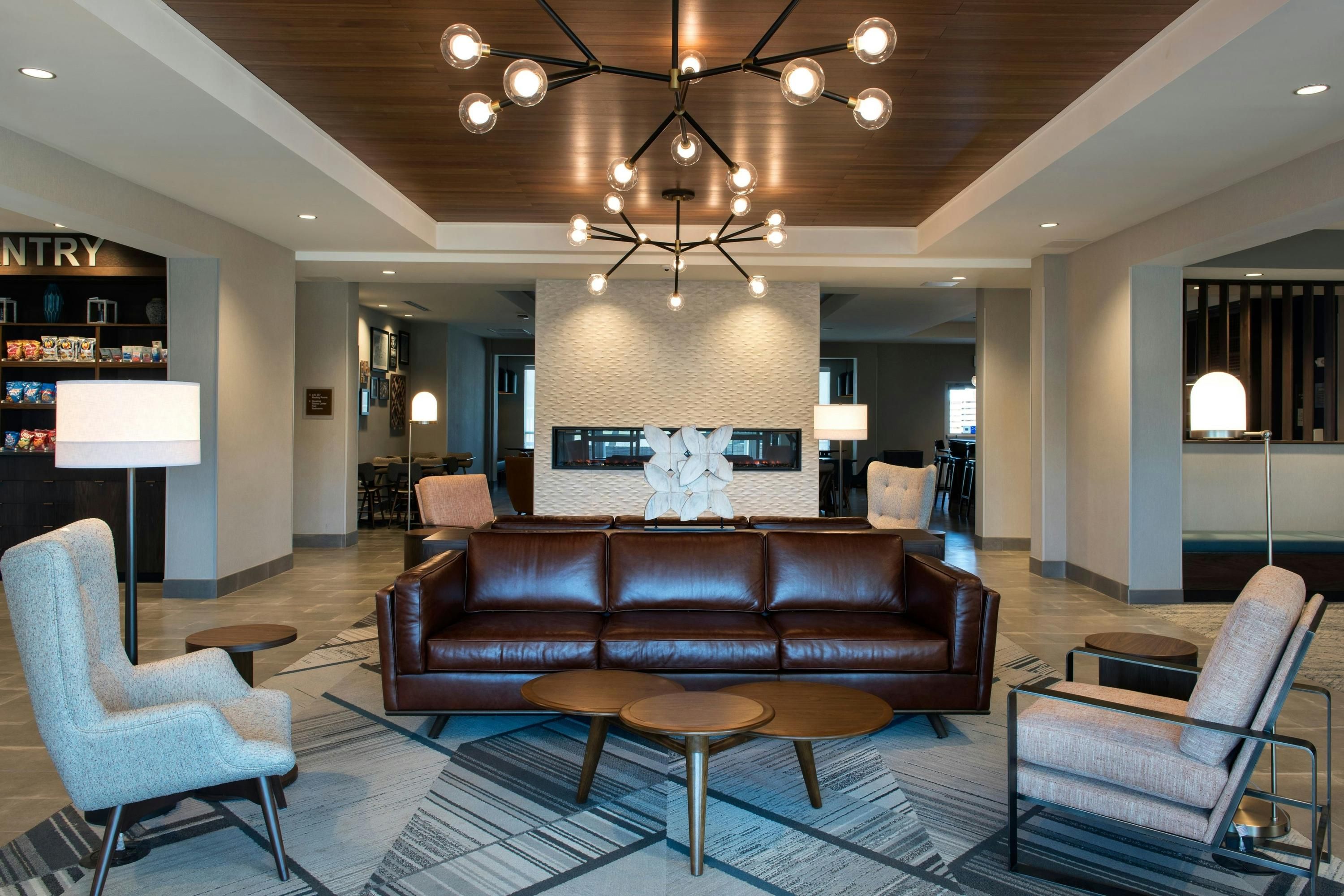 Four Points by Sheraton Albany - אלבאני - טרקלין