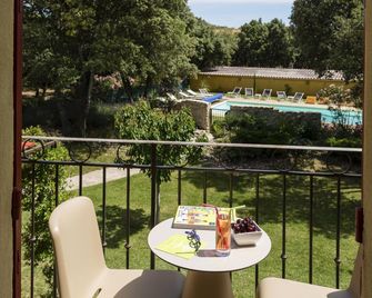 Logis La Bastide De Grignan Hotel & Restaurant La Chênaie - Grignan - Balcony