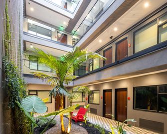 Infinity Hotel San Francisco, Tapestry Collection by Hilton - San Francisco - Building