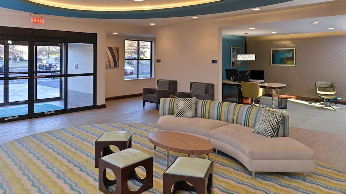 Homewood Suites by Hilton Cincinnati Mason