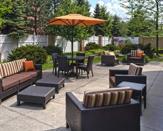 Courtyard by Marriott Cleveland Independence - Independence - Uteplats
