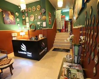 Lavender Otel - Cesme - Front desk