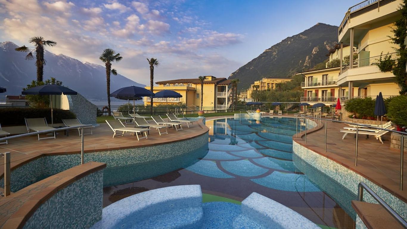 Hotel Royal Village